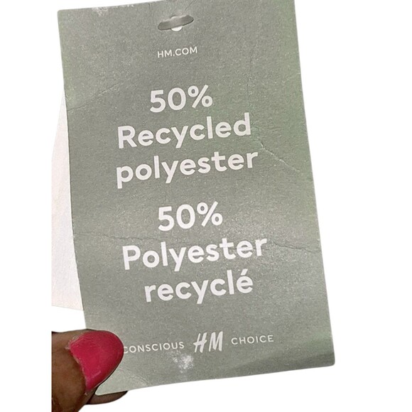 H&M Cable Knit Chunky Oversized Cropped Sweater *MEASUREMENTS* Size Small NWT - Picture 6 of 7